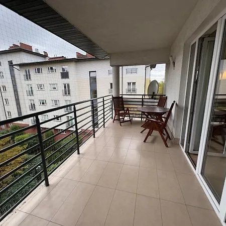 Przy Szpitalu Czmp *