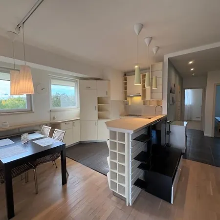 Apartamento Przy Szpitalu Czmp *