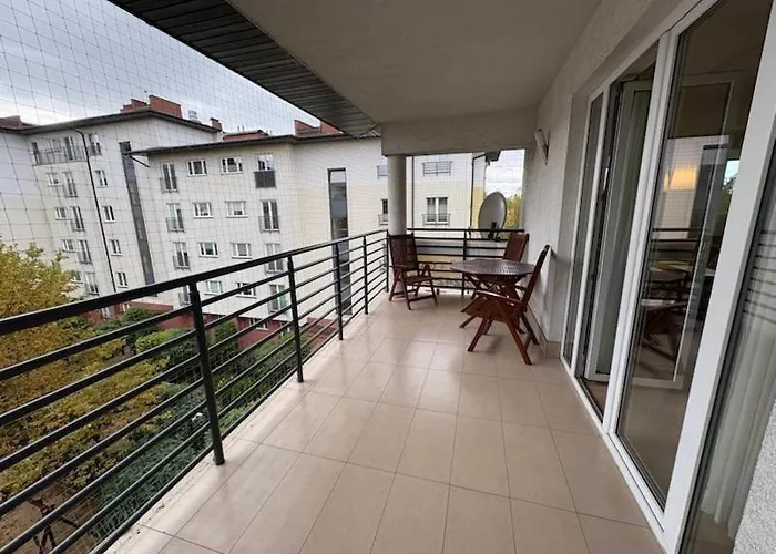 Przy Szpitalu Czmp *